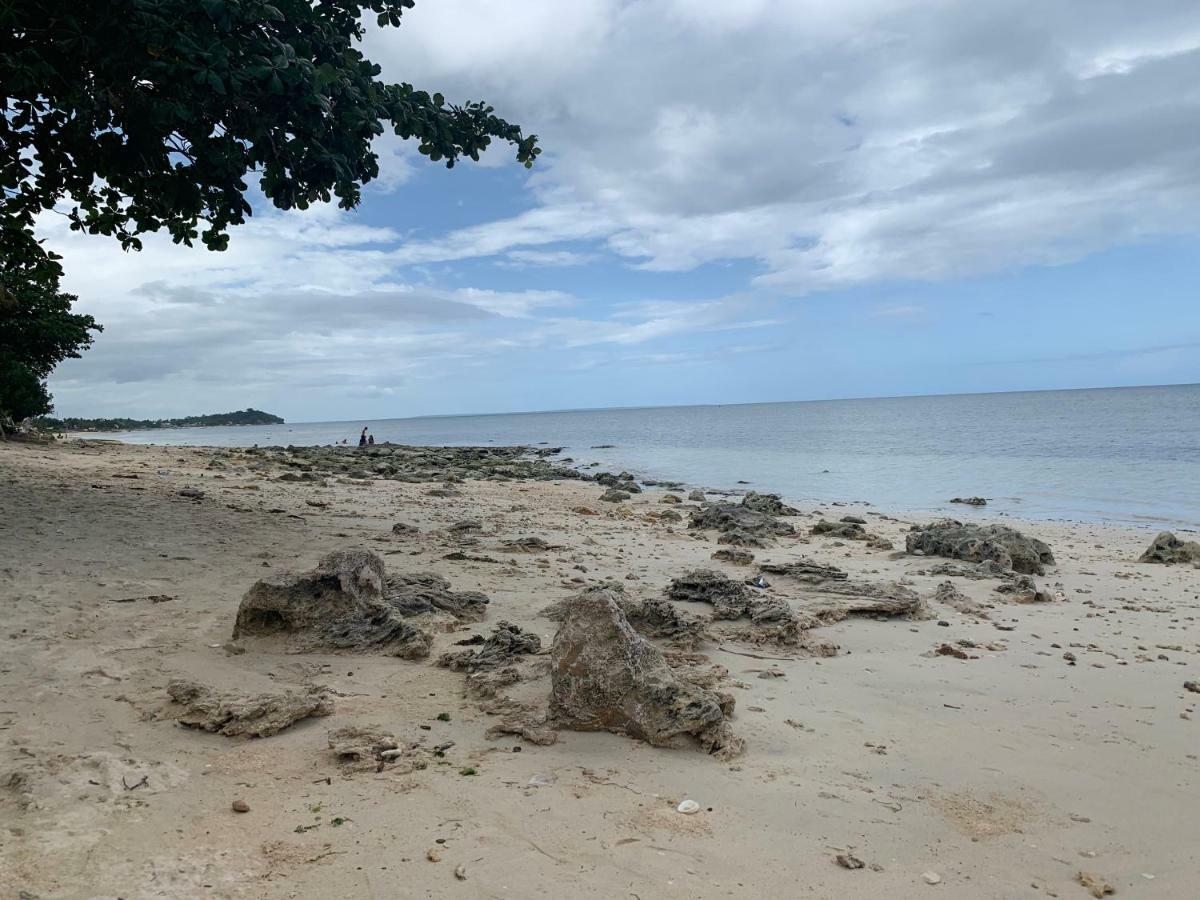 Suba Beach Nipa Huts Apartamento Daanbantayan Exterior foto