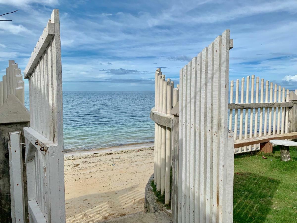 Suba Beach Nipa Huts Apartamento Daanbantayan Exterior foto